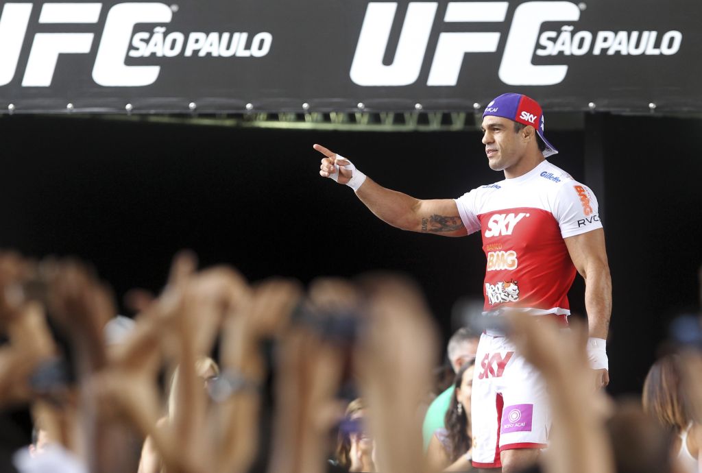 Belfort agradece o carinho do público no Parque Anhangabaú | Paulo Whitaker/Reuters