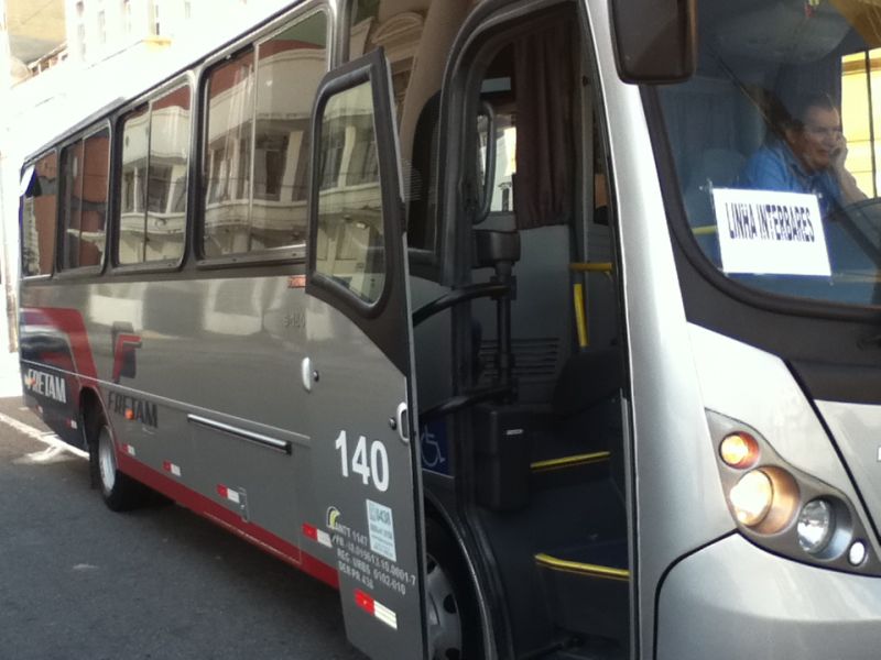 Ainda em teste, linha "Interbares" divide opiniões em Curitiba | Cristiano Castilho/Gazeta do Povo