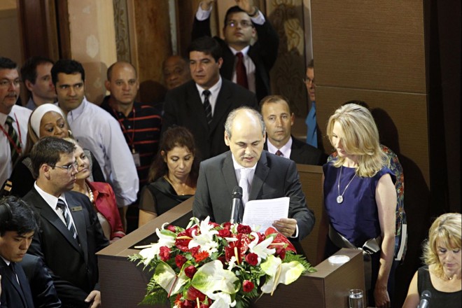 Gustavo Fruet ressaltou, em seu discurso, o início de um novo ciclo político na prefeitura com sua tomada de posse | 