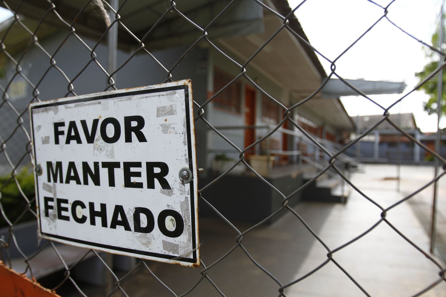 Retorno dos alunos 35,6 mil alunos às escolas e centros de educação infantil previsto para a próxima segunda-feira, 4, foi transferido para 18 de fevereiro | Gilberto Abelha / Jornal de Londrina
