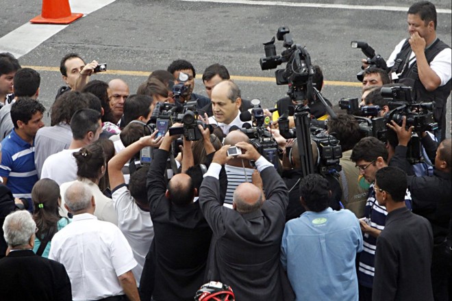 Fruet disse que como uma das primeiras ações vai criar uma comissão para discutir a tarifa do transporte coletivo, com a participação do Ministério Público | 