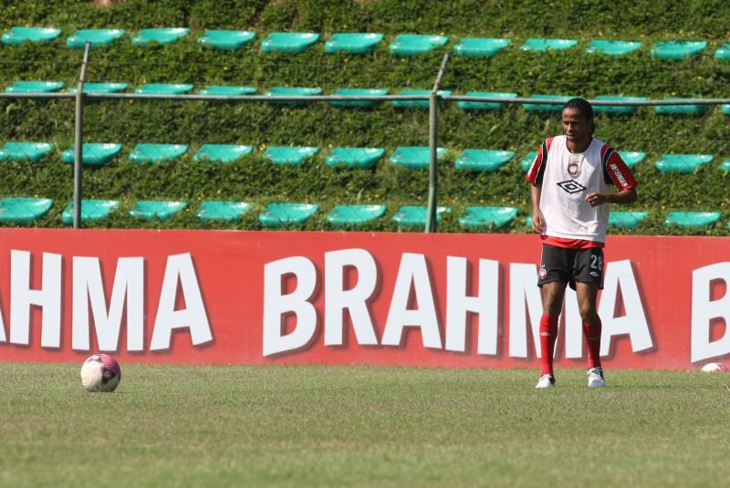Wellington Saci deixa o Atlético e vai para o Figueirense | Aniele Nascimento / Gazeta do Povo