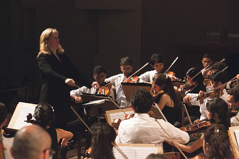 A execução da desafiadora Sinfonia N.º 10 de Shostakovich | Cesar Castro/Divulgação