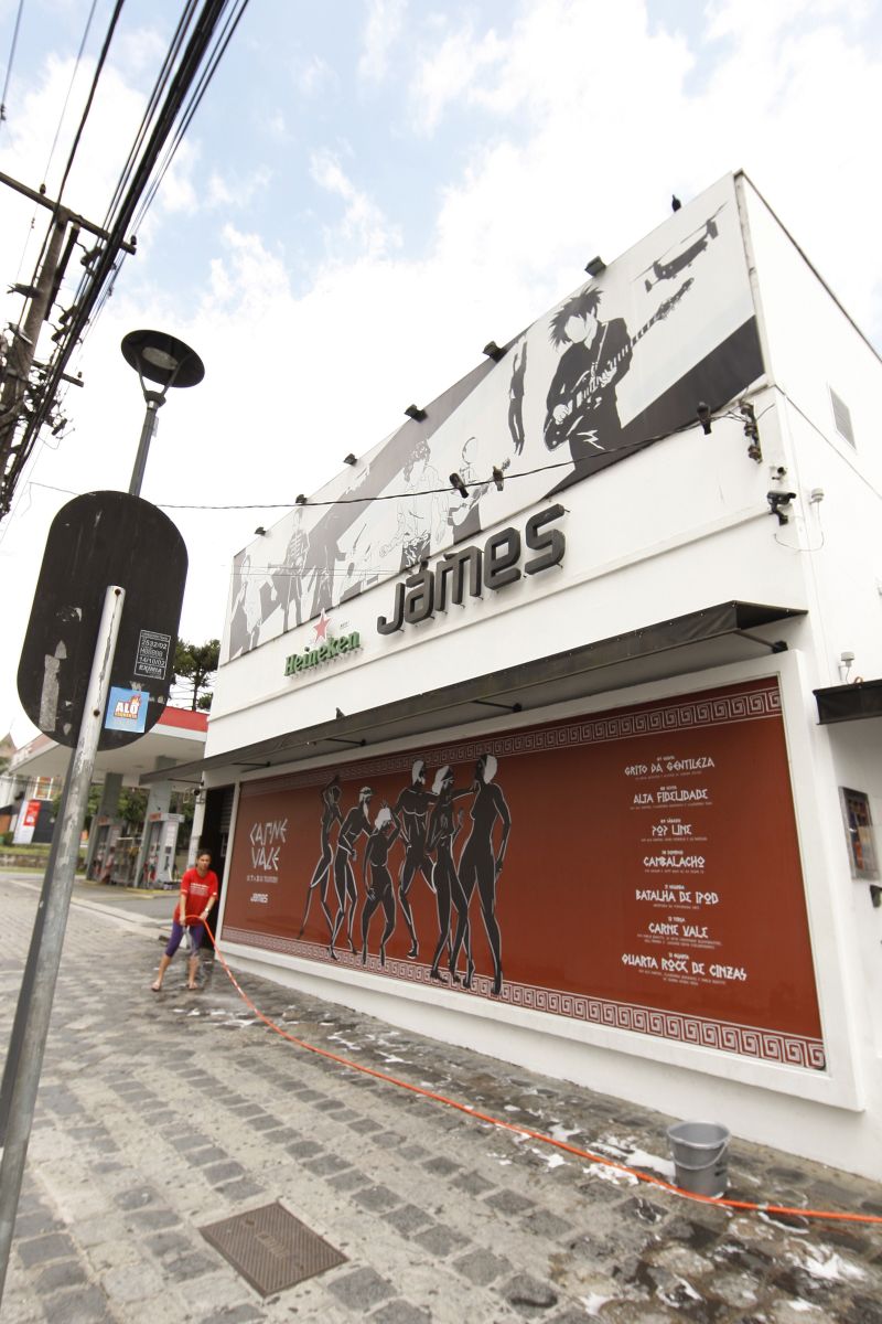 James Bar, em Curitiba: Ecad voltará a recolher direitos | Antônio More/ Gazeta do Povo