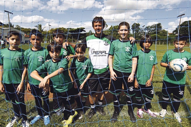 Marquinhos Ferreira e seus pupilos em Santo Antônio da Platina |