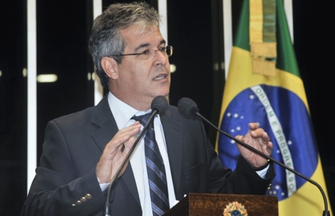 Jorge Viana (PT-AC), senador |