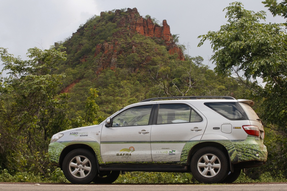 Expedição Safra: no caminho para o Rally, equipe faz parada na BR-135, já no estado do Piauí. | Hugo Harada / Gazeta Do Povo