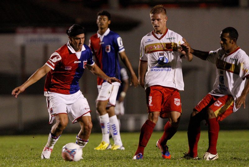 JJ Morales foi elogiado pelo técnico Toninho Cecílio após estreia | Hugo Harada / Gazeta do Povo