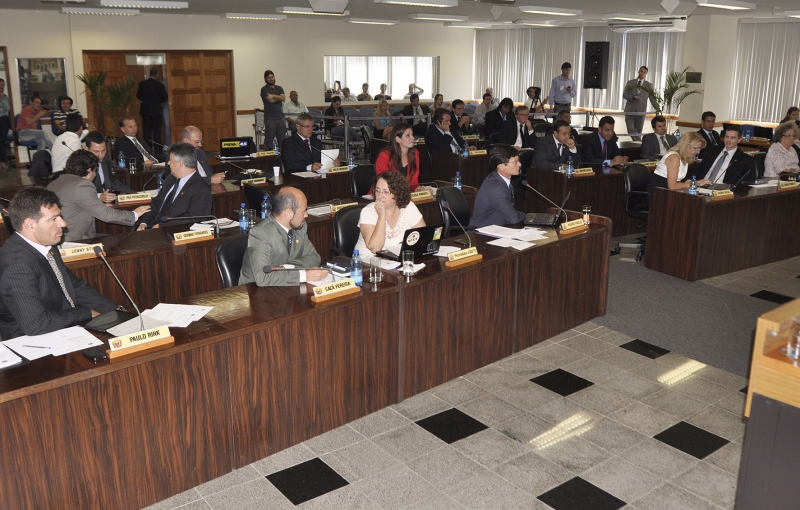 Sessão da Câmara: pedido de crédito extraordinário teve 32 votos a favor e um contra | Andressa Katriny/CMC