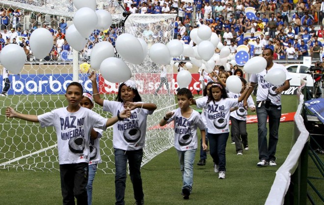 Domingo de festa na reabertura do Mineirão para o clássico entre Cruzeiro e Atlético Mineiro |