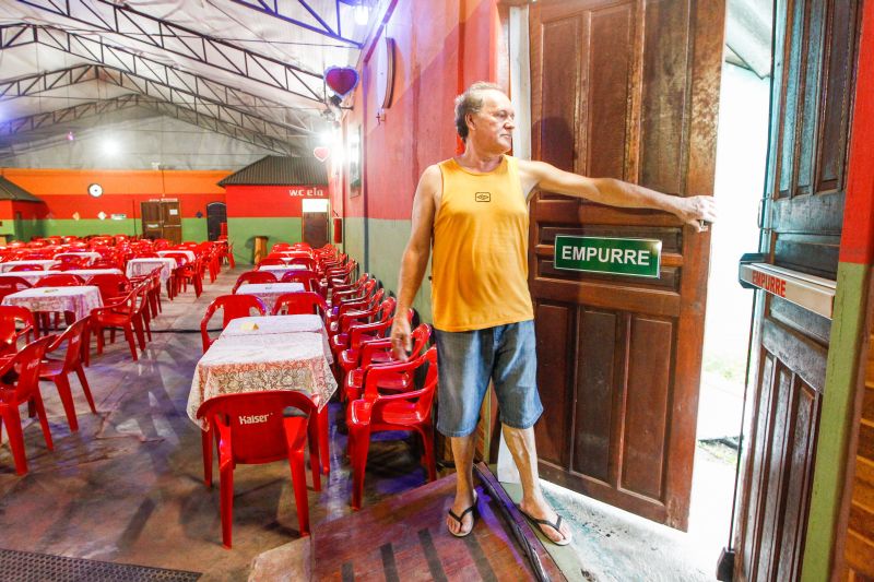 No Club Mika, o problema era a sinalização das saídas de emergência e da lotação | Daniel Castellano / Agência de Notícias Gazeta do Povo