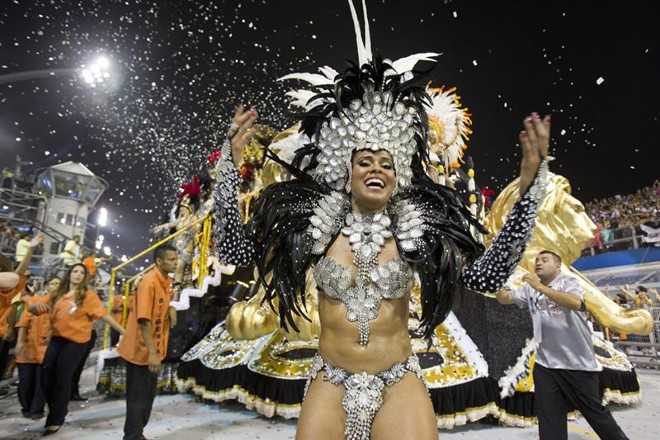 Desfile da Gaviões da Fiel em São Paulo |