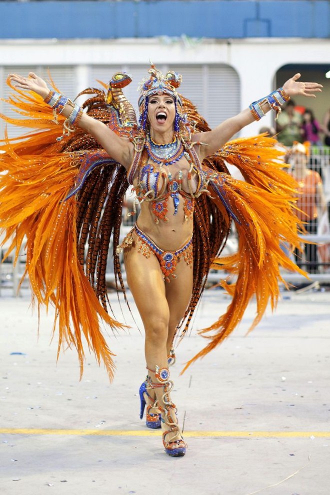 Integrante da Império de Casa Verde |