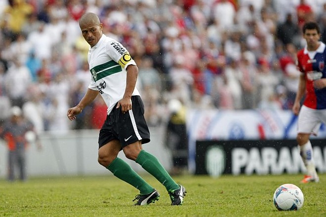 Alex em seu primeiro clássico no retorno ao Coritiba | 