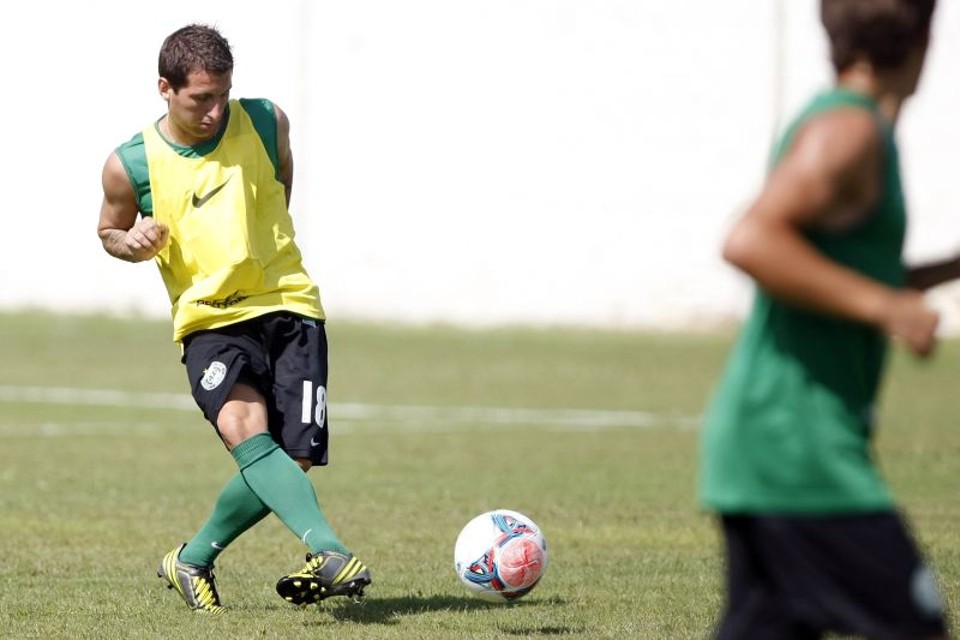 Coxa espera contar com Bottinelli na quarta-feira | Henry Milléo / Gazeta do Povo