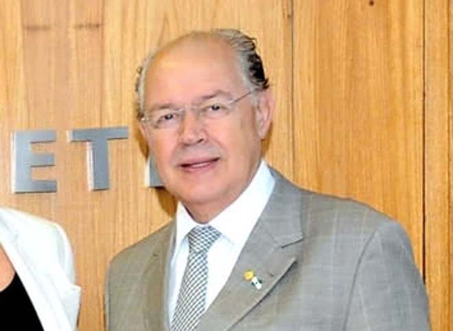 Hauly: conversa com Requião |