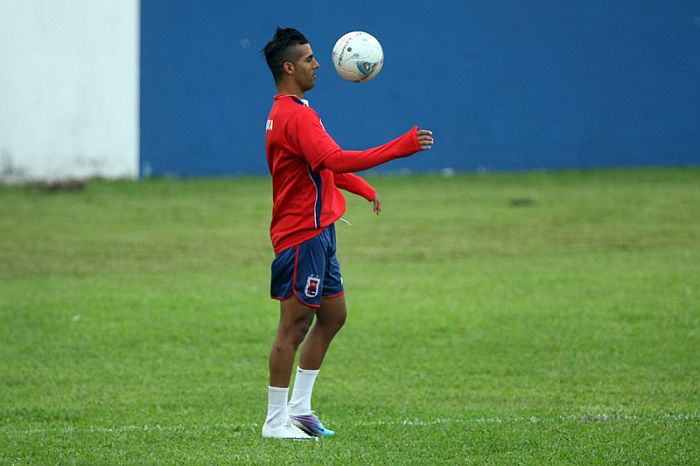 Francês Aymen será titular do Paraná no duelo com o Cianorte | André Rodrigues / Gazeta do Povo