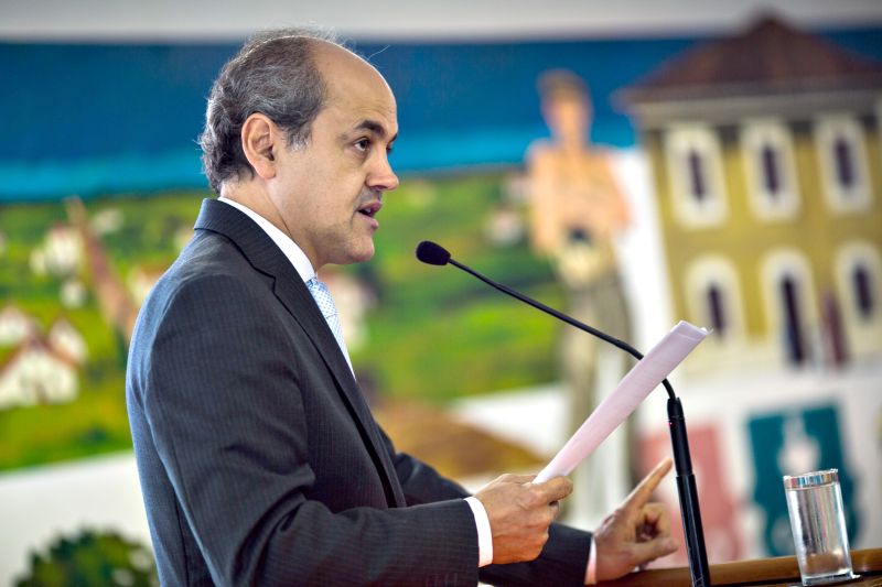 Não é justo que os mais humildes paguem pela irresponsabilidade dos administradores. -Gustavo Fruet (PDT), prefeito de Curitiba | Maurílio Cheli/SMCS