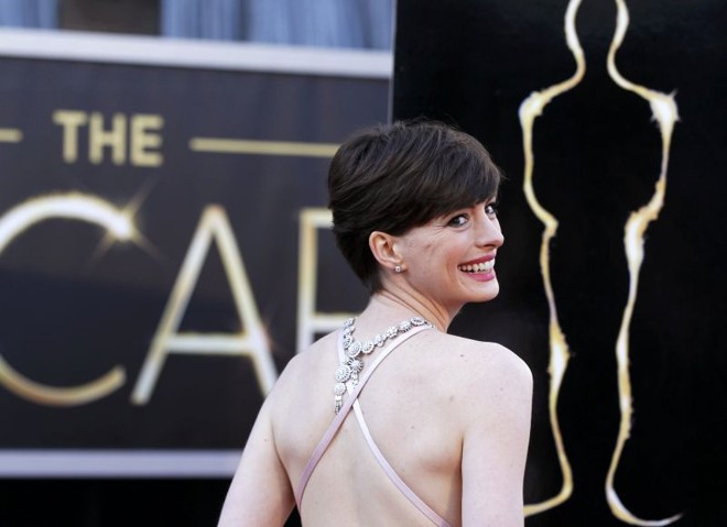 Anne Hathaway, indicada ao prêmio de melhor atriz coadjuvante por sua atuação em Os Miseráveis | 