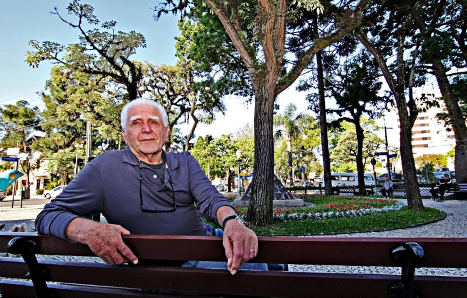Prefeito de Curitiba entre 1975 e 1979, Saul Raiz está internado na UTI em estado estável | Albari Rosa / Gazeta do Povo