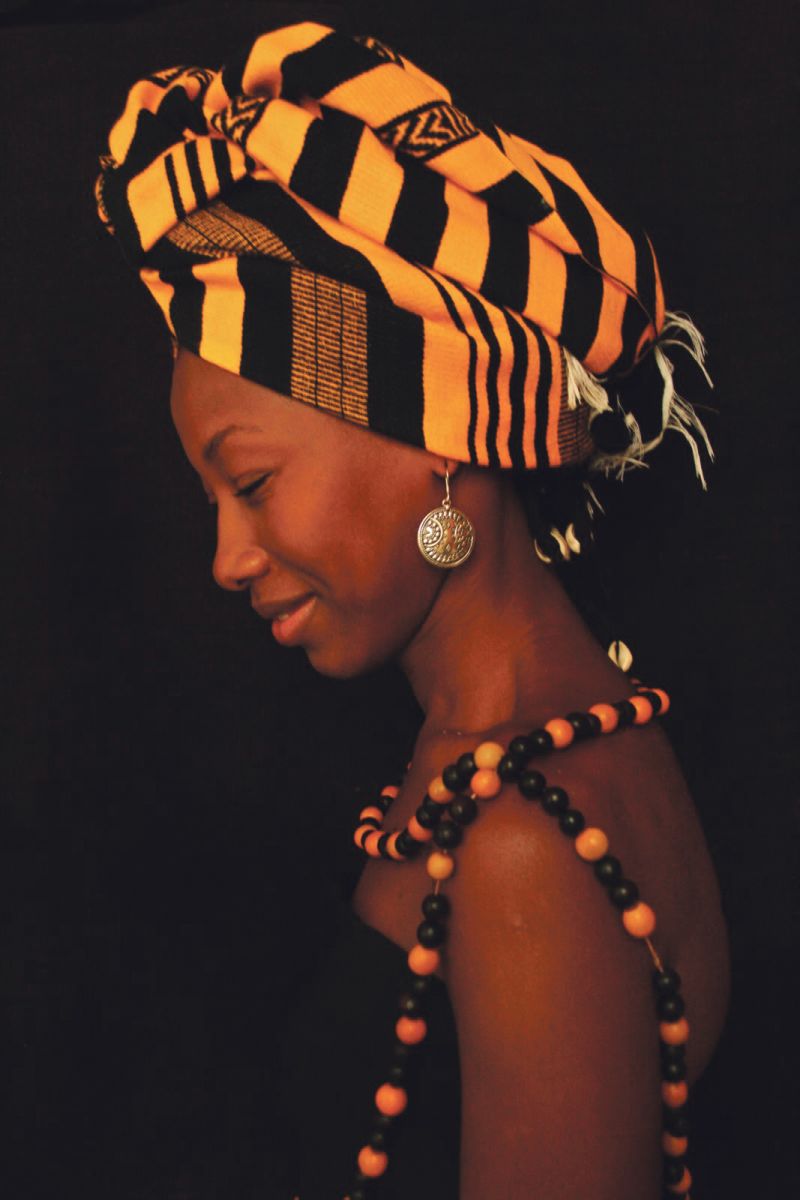 A diva maliana Fatoumata Diawara (acima): uma das principais cantoras da música contemporânea do país | Divulgação