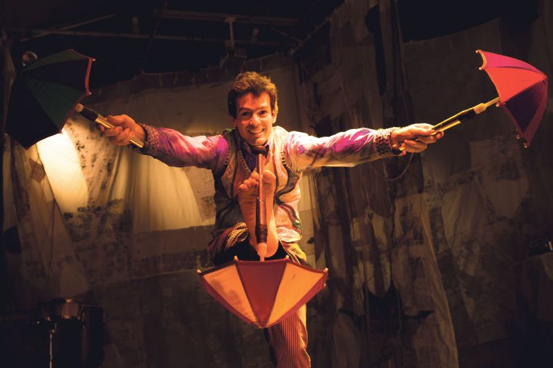 Luciano usa o número quatro para falar sobre relações do homem com o mundo | Divulgação