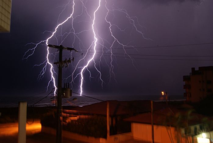 Das 86 mortes causadas por raio no Paraná nos últimos 12 anos, 19 foram registradas no Noroeste | Arquivo/Gazeta do Povo