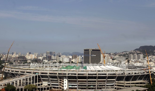 Obras no Maracanã estão paradas nesta segunda-feira (18) |