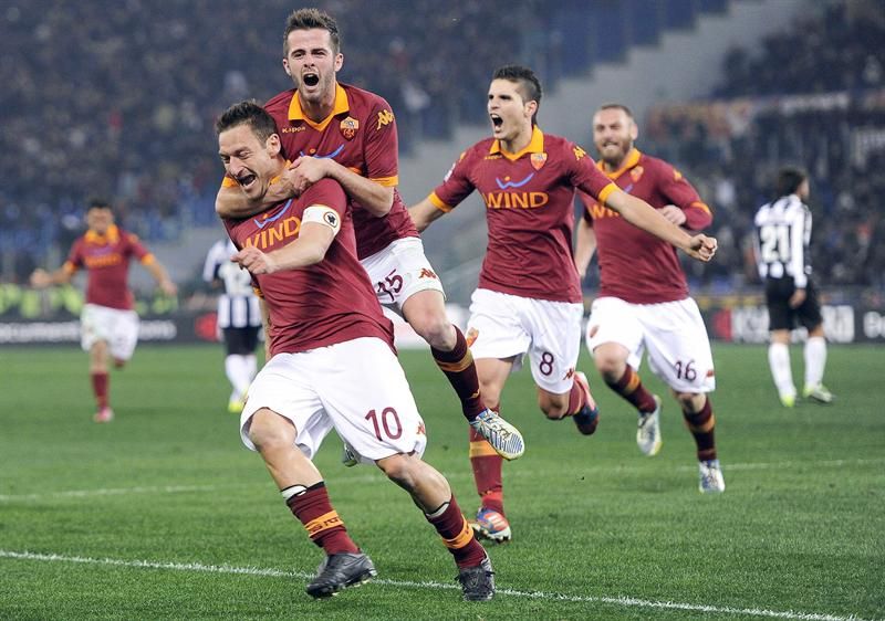 Gol de Totti garantiu a vitória da Roma sobre a Juventus | EFE