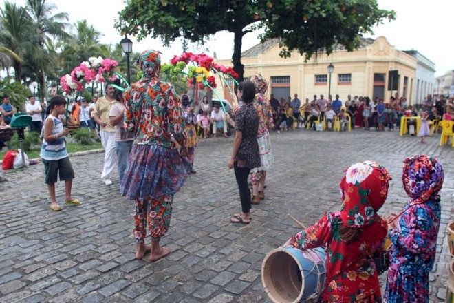 Grupo Mandicuera faz tradicional apresentação do Boi de Mamão em Paranaguá |