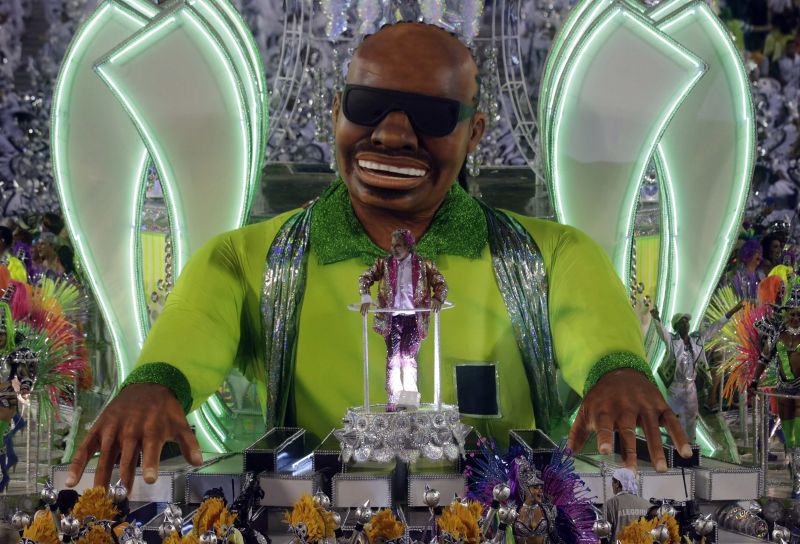 Desfile da escola de samba Mocidade Independente de Padre Miguel, no carnaval do Rio de Janeiro | Reuters