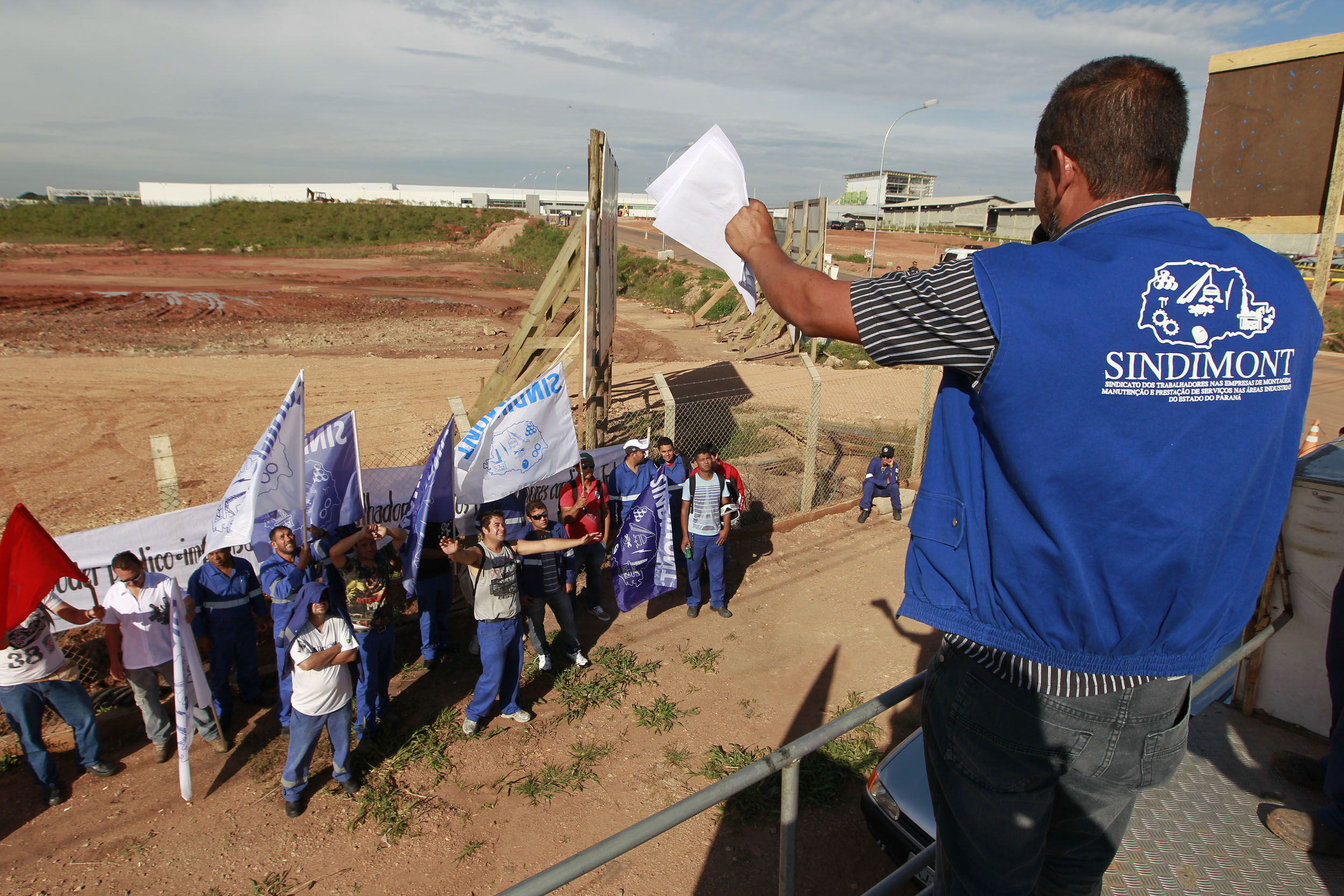 Cerca de 250 trabalhadores eram esperados para uma assembleia nesta manhã, mas apenas 35 compareceram | Antônio More / Agência de Notícias Gazeta do Povo