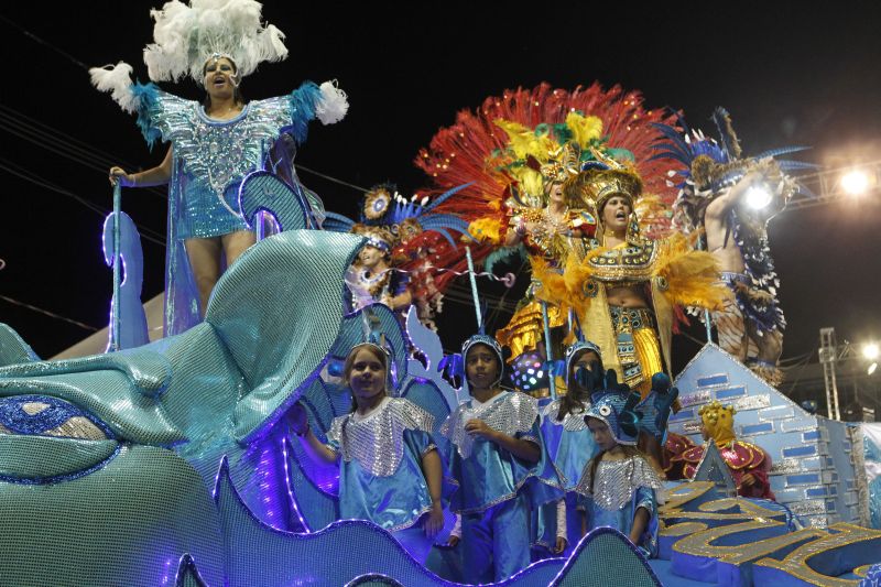 Carro alegórico da Mocidade Azul | Antonio More/Gazeta do Povo