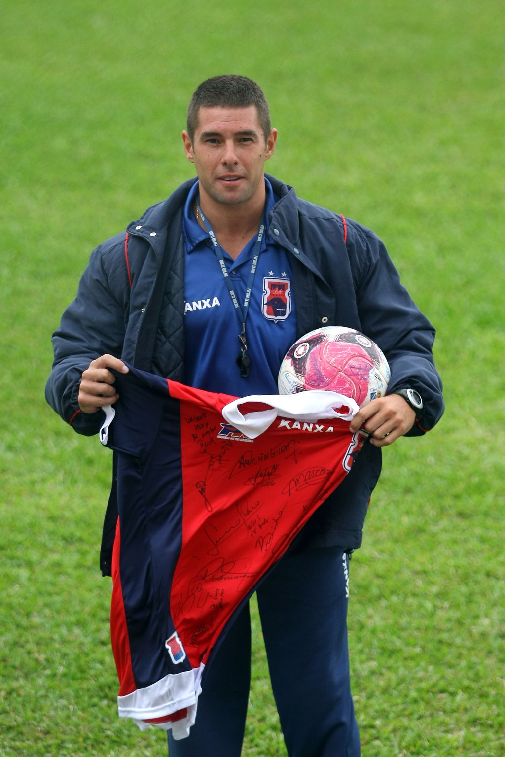 Fernando Gibran recebeu camisa autografada pelo grupo sem sua despedida | André Rodrigues/Gazeta do Povo