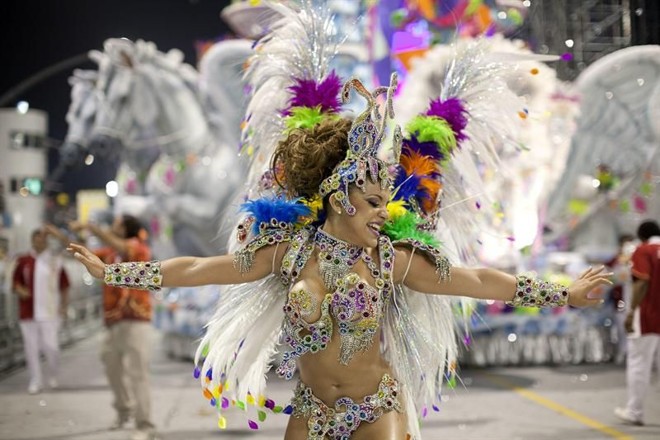 A Mocidade Alegre, desfilou na madrugada de domingo (10), em São Paulo, e sagrou-se a campeã do carnaval paulista |