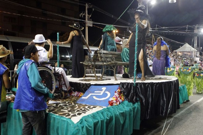 Desfile da Leões da Mocidade |