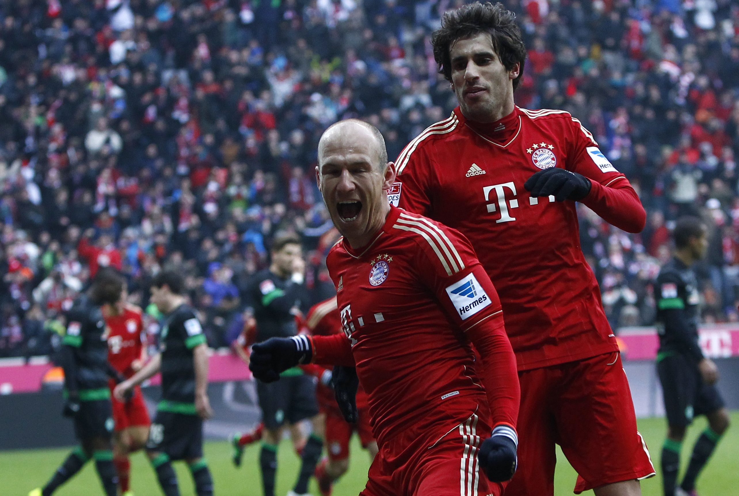 Robben comemora com Garcia na goleada do Bayern | Reuters