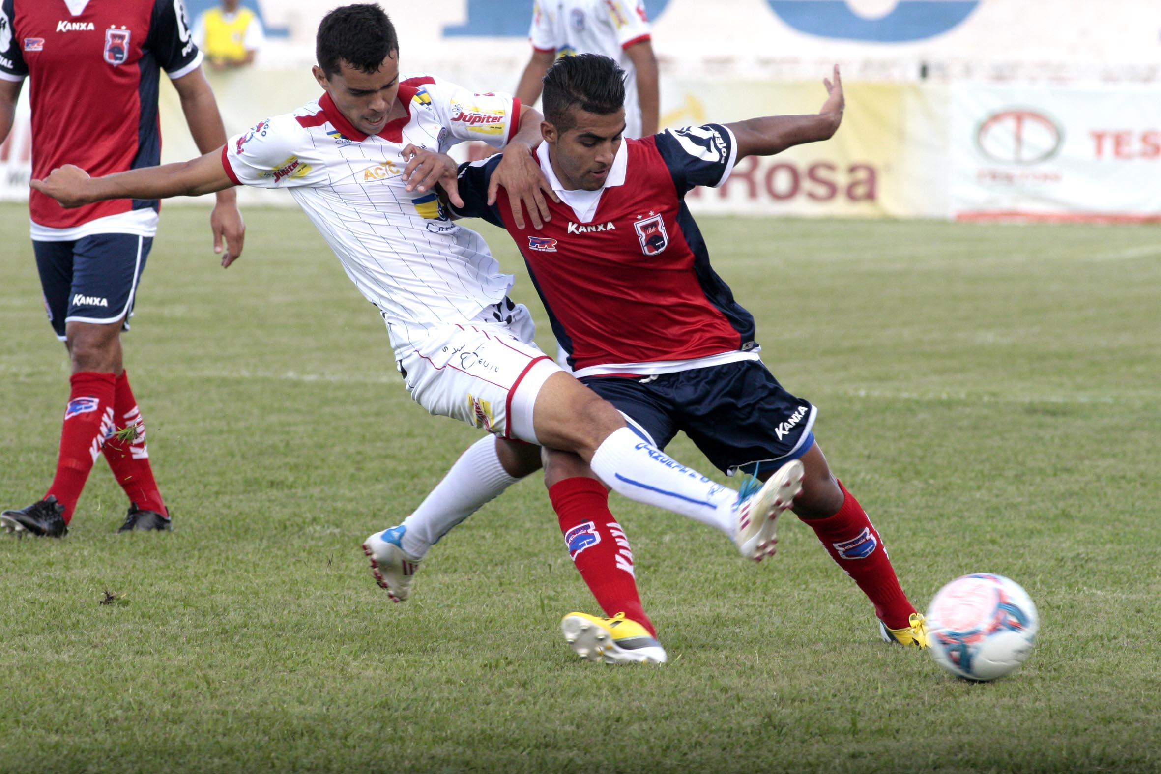 Paraná foi surpreendido pelo Cianorte | Ivan Amorim/Gazeta Maringá