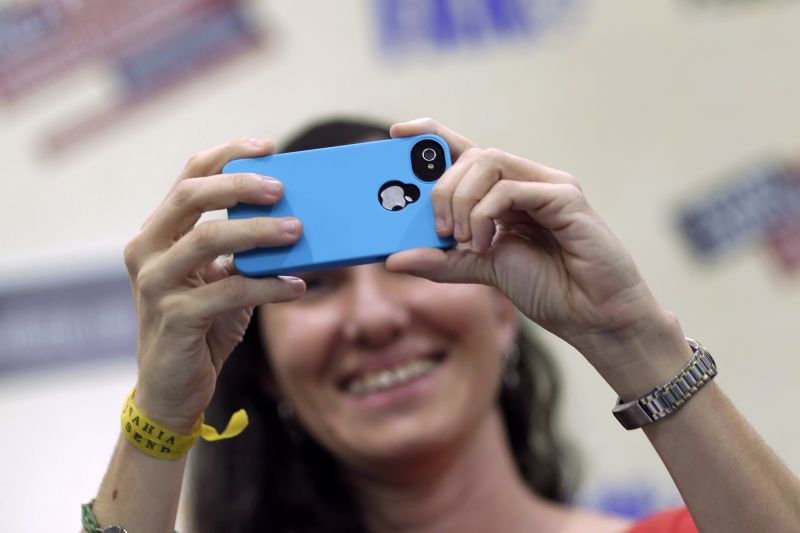 Antes da blogueira,
personalidades como Mikhail Gorbachev, Bill Clinton, José María Aznar e Álvaro Urib receberam o prêmio | REUTERS/Ueslei Marcelino