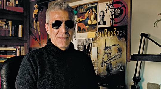 A principal fonte de referências para o roteiro da peça são as tirinhas de Angeli (foto) |