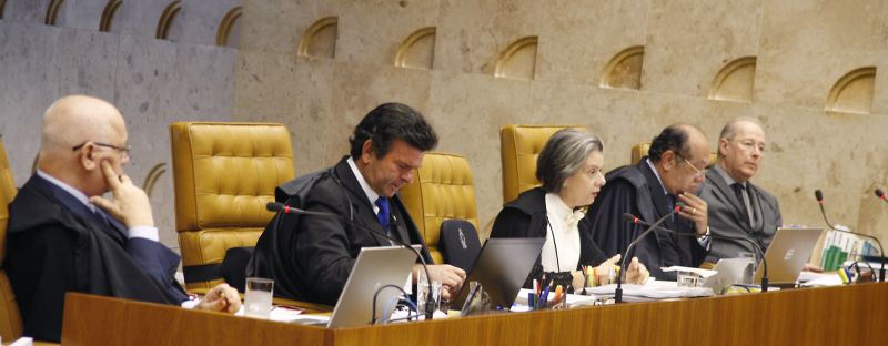 A posição do ministro Fux (segundo à esquerda) já era conhecida desde dezembro, quando em decisão liminar ele impediu que uma sessão do Congresso analisasse preferencialmente um veto da presidente Dilma Rousseff | Gervásio Baptista / STF / Divulgação