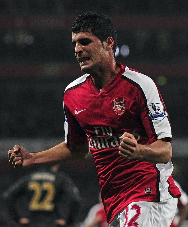 Antes de vir jogar no Atlético, espanhol Mérida teve passagem pelo Arsenal, da Inglaterra | Reuters