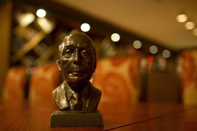 Detalhe de busto de Ulysses, no 