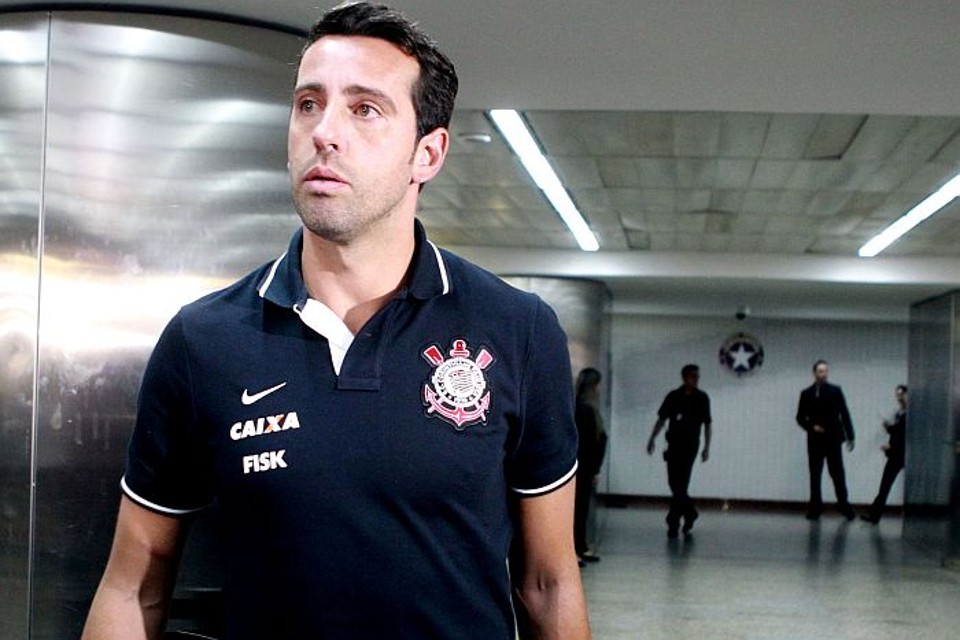 Diretor de futebol Edu Gaspar recebeu a notificação da Conmebol de que o Corinthians não poderá ter torcida no estádio no restante da Libertadores | Rivaldo Gomes / Folhapress