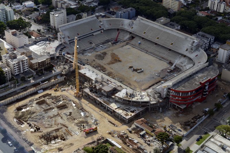 Vista aérea da Arena da Baixada: empresas que trabalham no estádio têm um novo imposto | Henry Milleo/ Gazeta do Povo