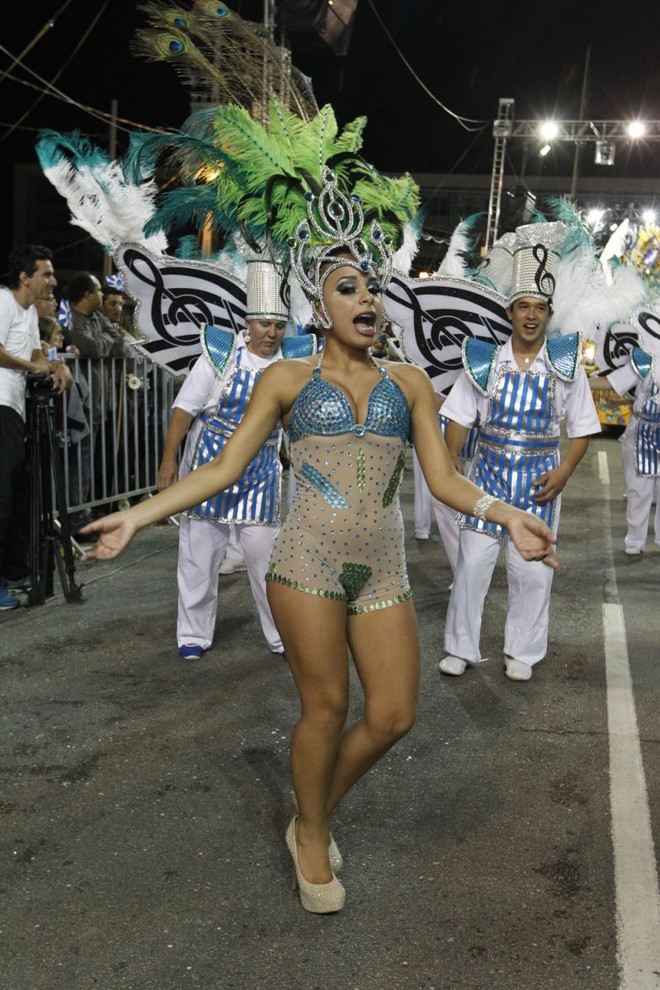 Desfile da Mocidade Azul |