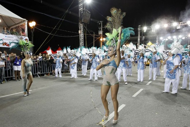 A Mocidade Azul na avenida |