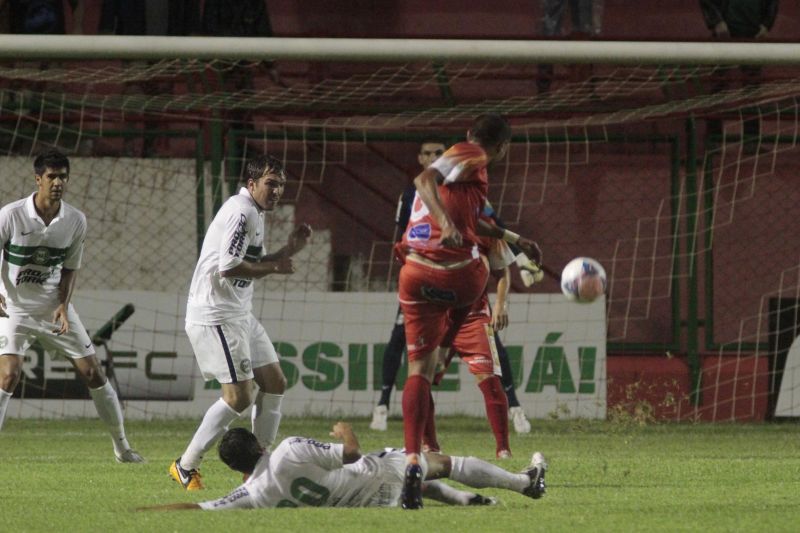 Coxa ficou no empate com o Paranavaí | Ivan Amorim