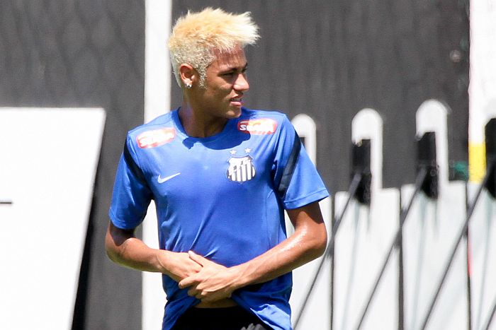 Neymar nega ter planos de sair do Santos para jogar na Europa | Delamonica / Folhapress