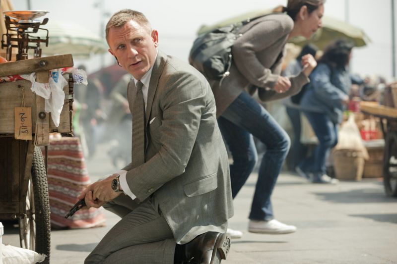 007 Operação Skyfall apresenta James Bond humano |